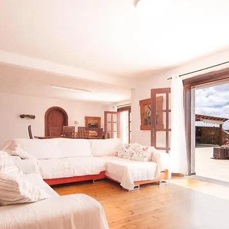Villa Villavistamar *