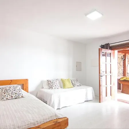Villavistamar Villa Tias